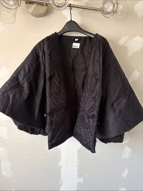 EUC Burberry Circular Silk Puffer Cape missing closure